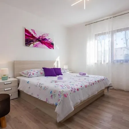 Magnolia By Briskva * Vinež