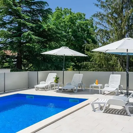 Magnolia By Briskva Apartman *