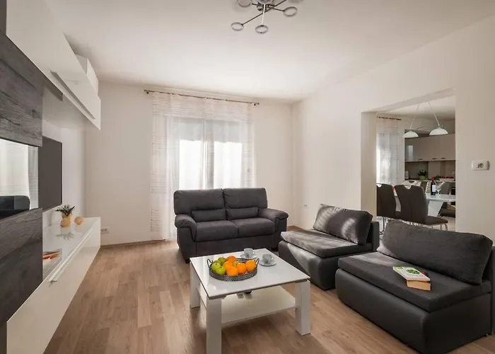 Apartment Magnolia By Briskva Vinez