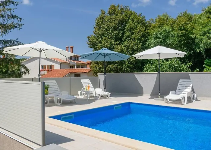 Magnolia By Briskva * Vinez