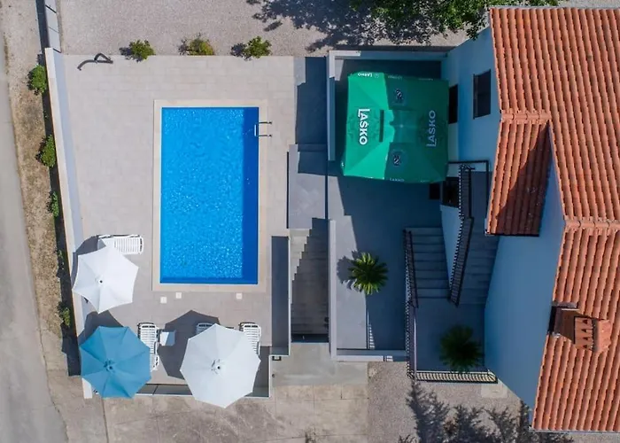 Magnolia By Briskva * Vinez