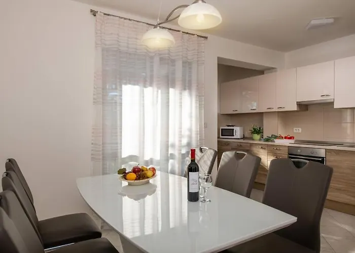 Apartment Magnolia By Briskva Vinez